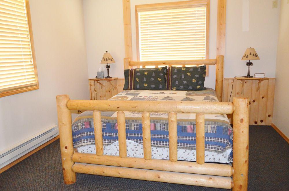 Sleepy J Cabins Swan Valley Esterno foto